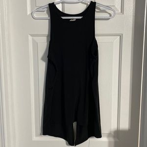 Open back active top